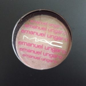 MAC set of 3 eyeshadows “PHLOOF!” light pink